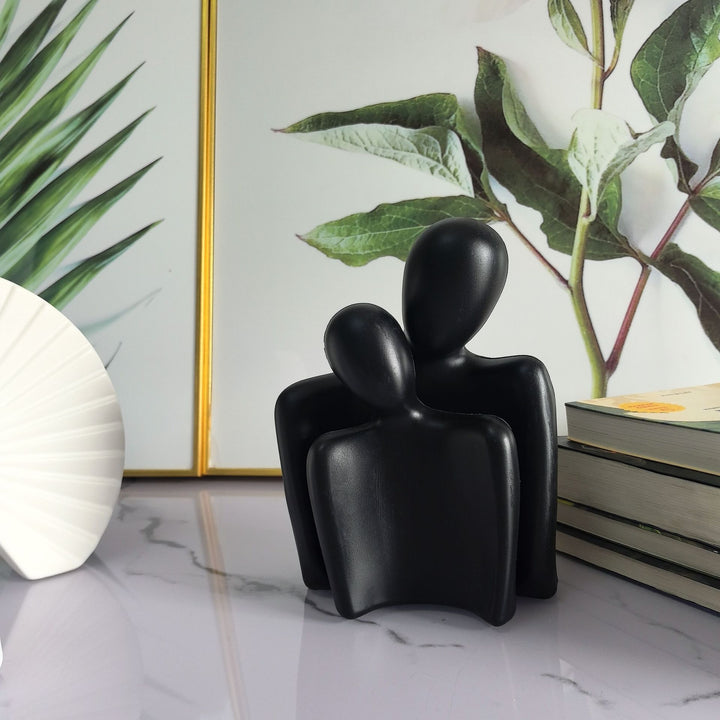 Artistic Dual Figure Decoration Kalsten