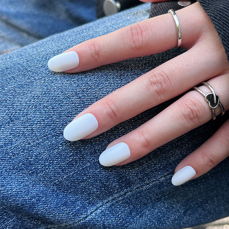 Artificial nail extensions in modern design Kalsten