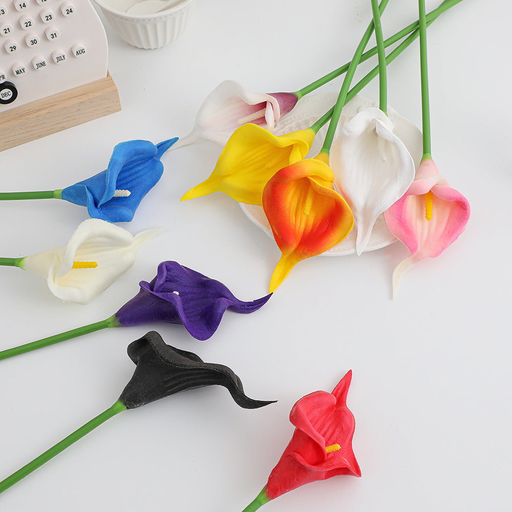 Artificial Calla Lily with meticulous craftsmanship