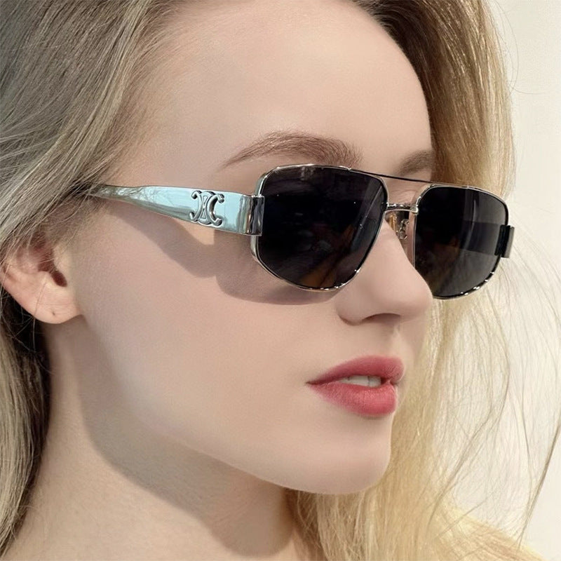 Women's sunglasses with elegant and sporty design Kalsten