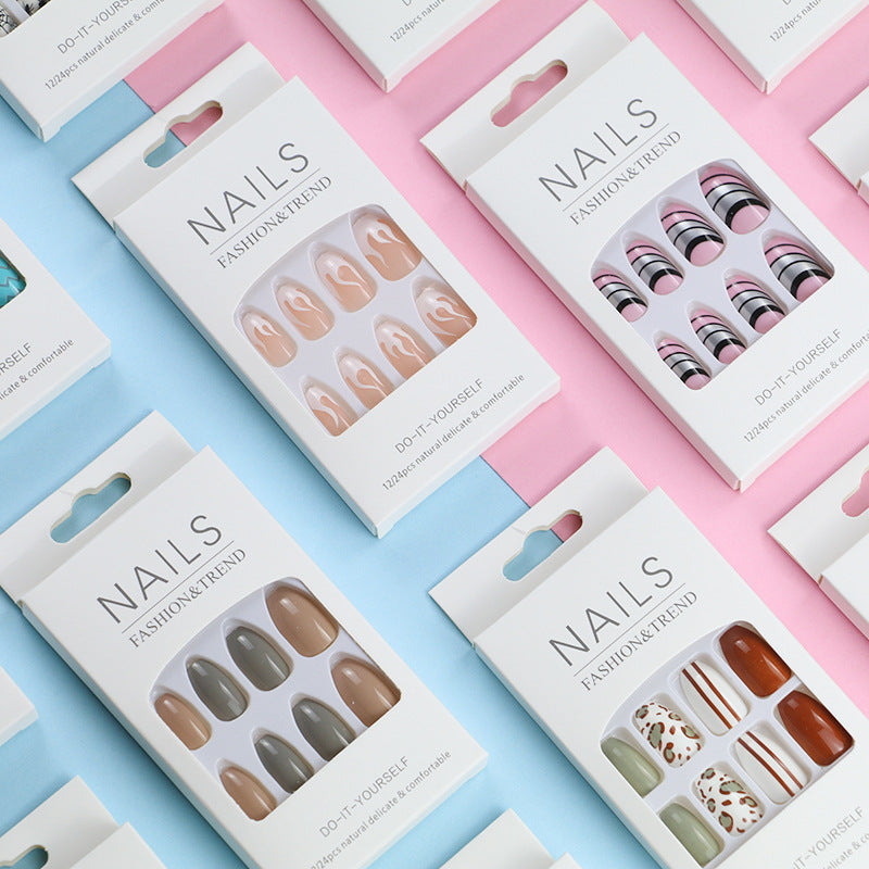 Artistic Graphic Press-On Nail Set Kalsten