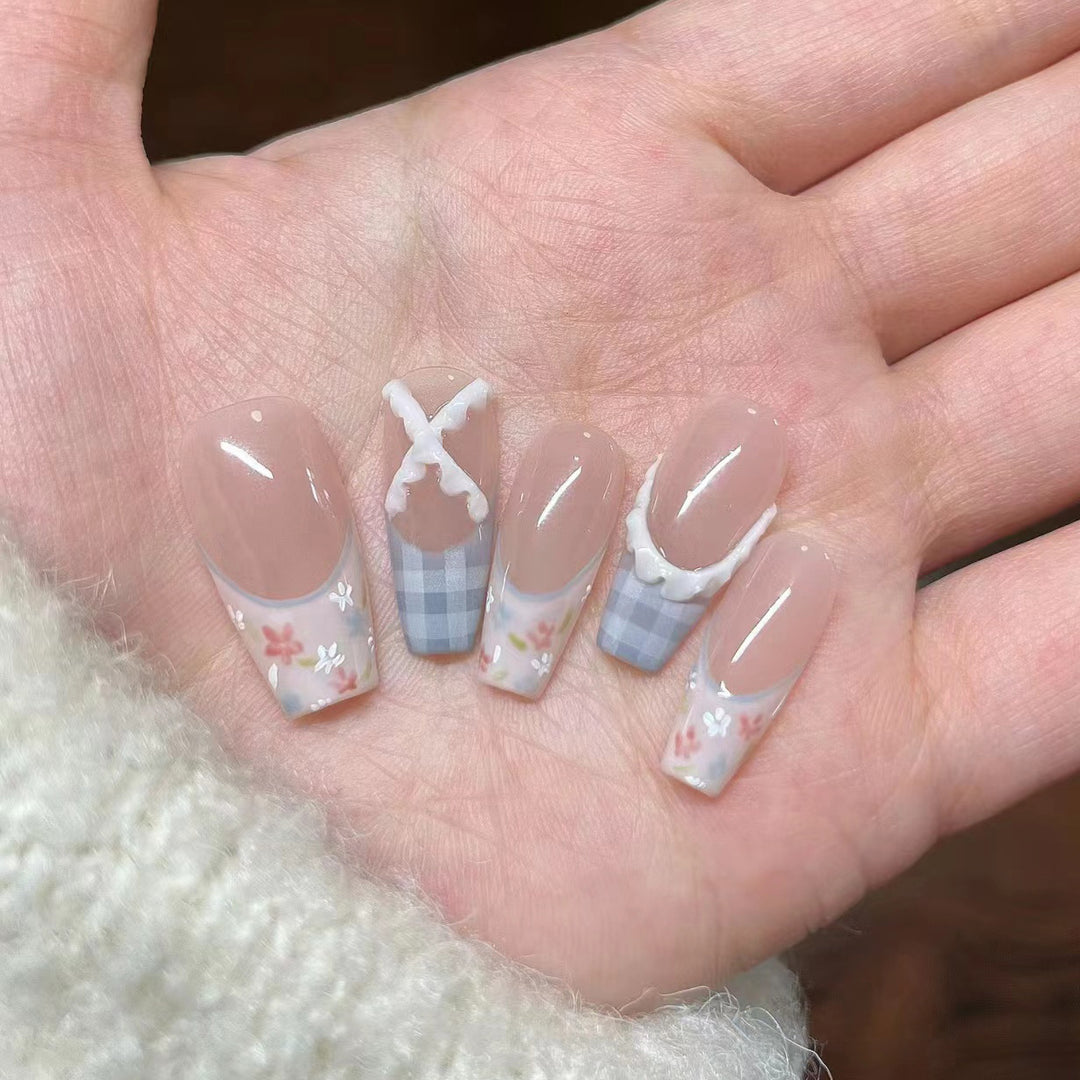 Floral Design Acrylic Press-On Nail Set Kalsten
