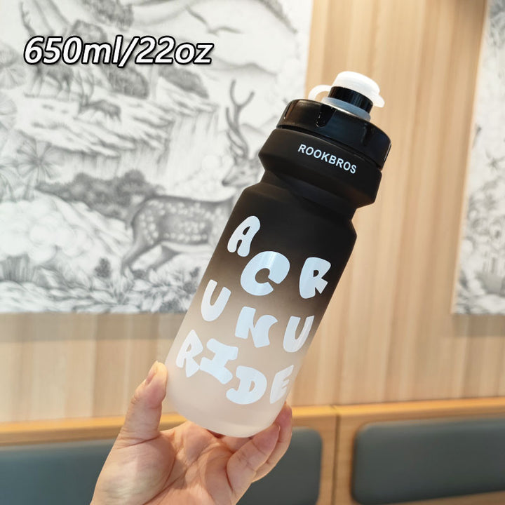 Women's sporty water bottle with flexible leak protection technology Kalsten