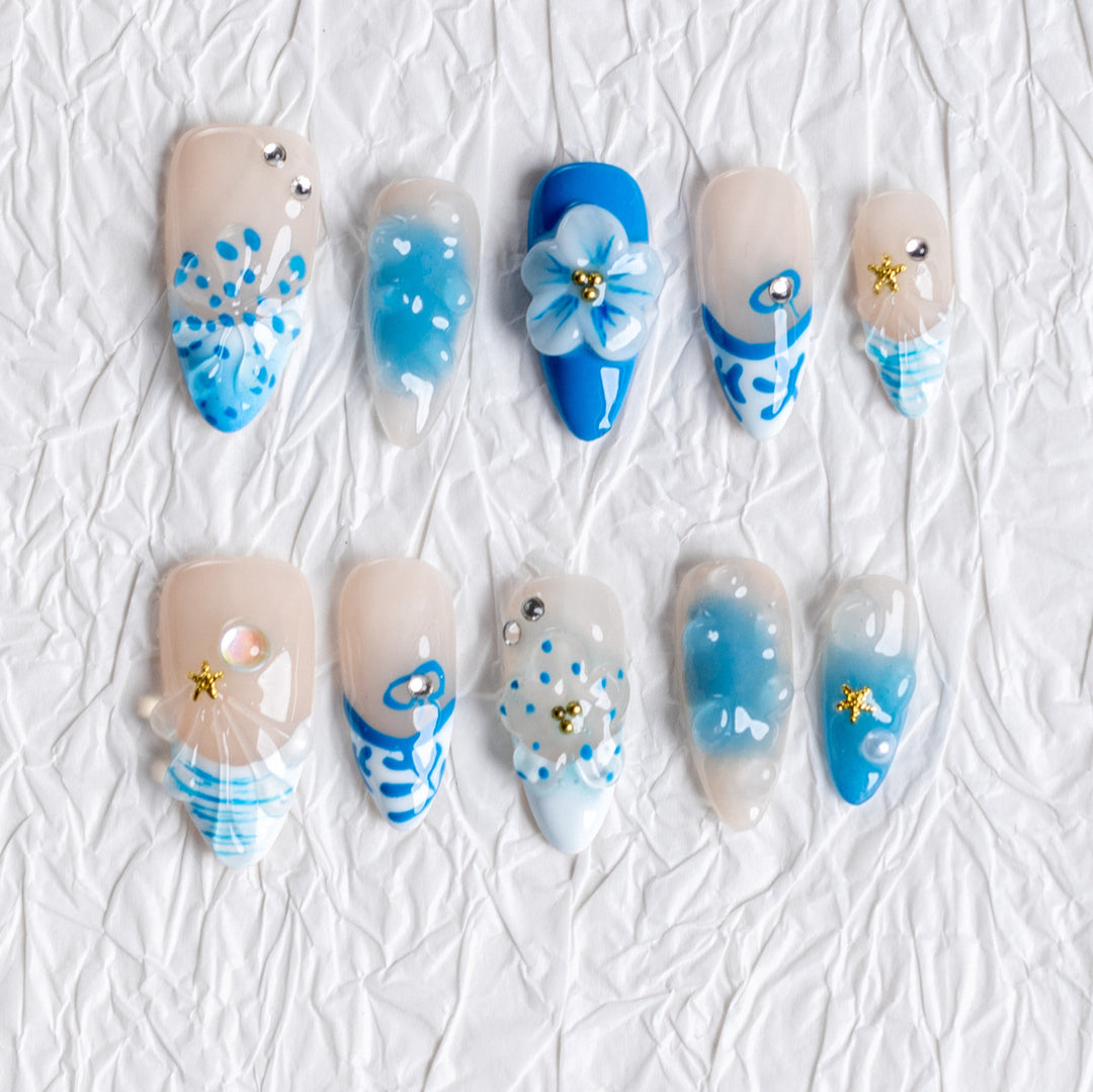 Artistic Floral Decorative Press-On Nail Set