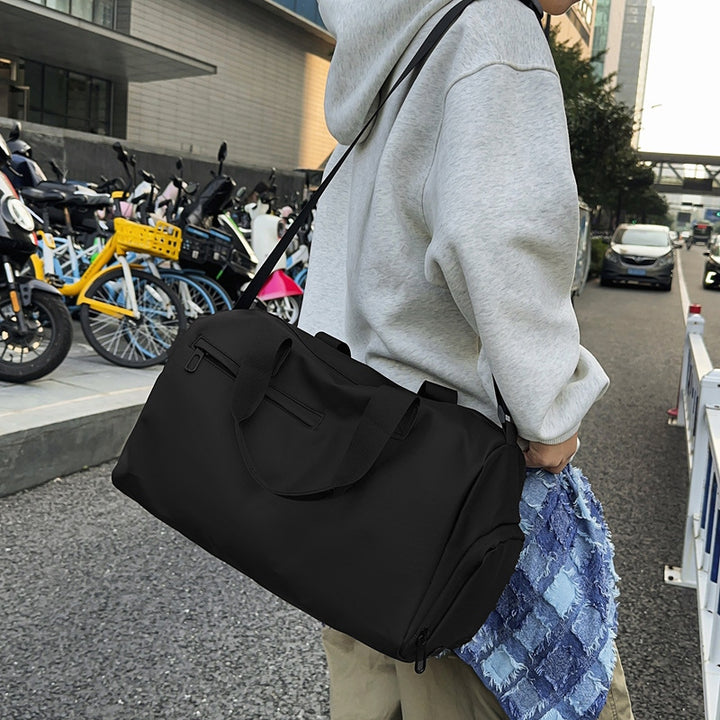 Flexible Sport and Travel Suitcase Kalsten