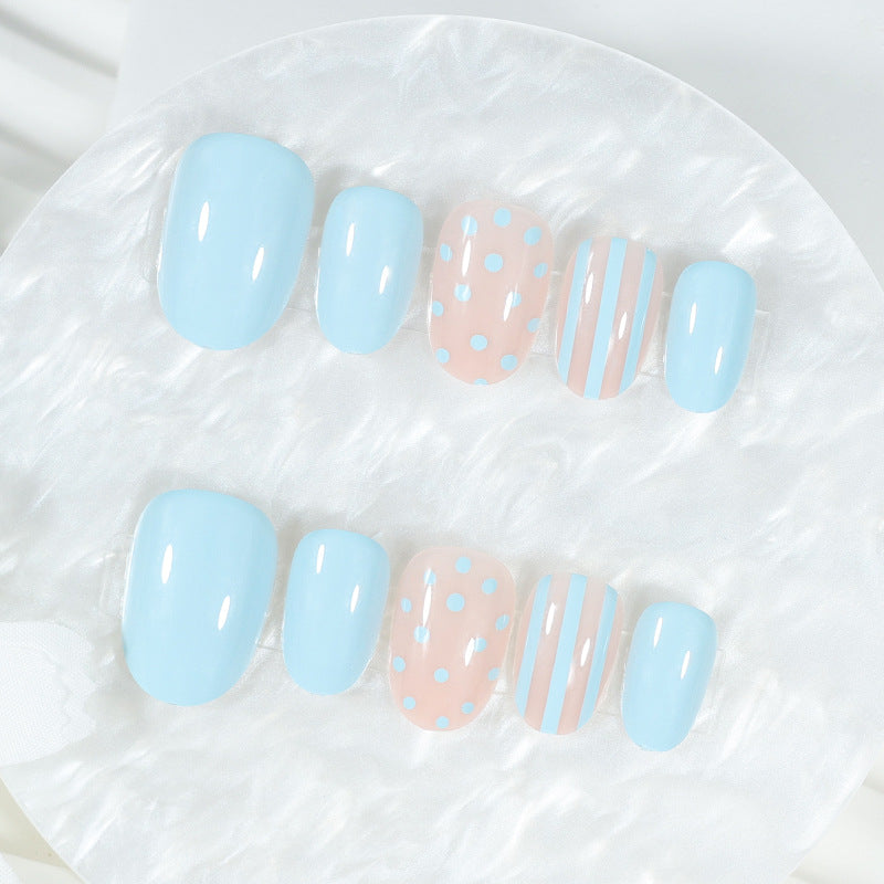 artful nail embellishments Kalsten