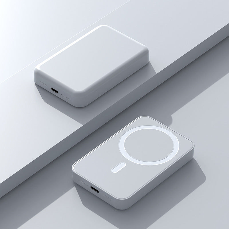 Premium Powerbank with innovative magnetic charging technology Kalsten