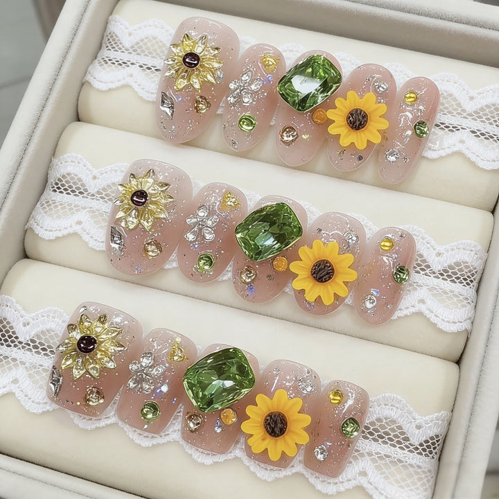 Floral Embellished Press-On Nails Kalsten