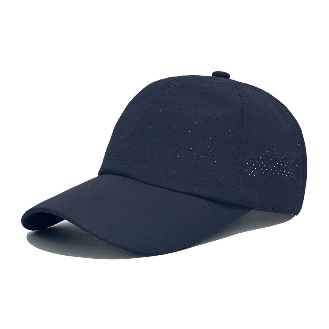 Ladies sport cap with breathable upper material Brehn
