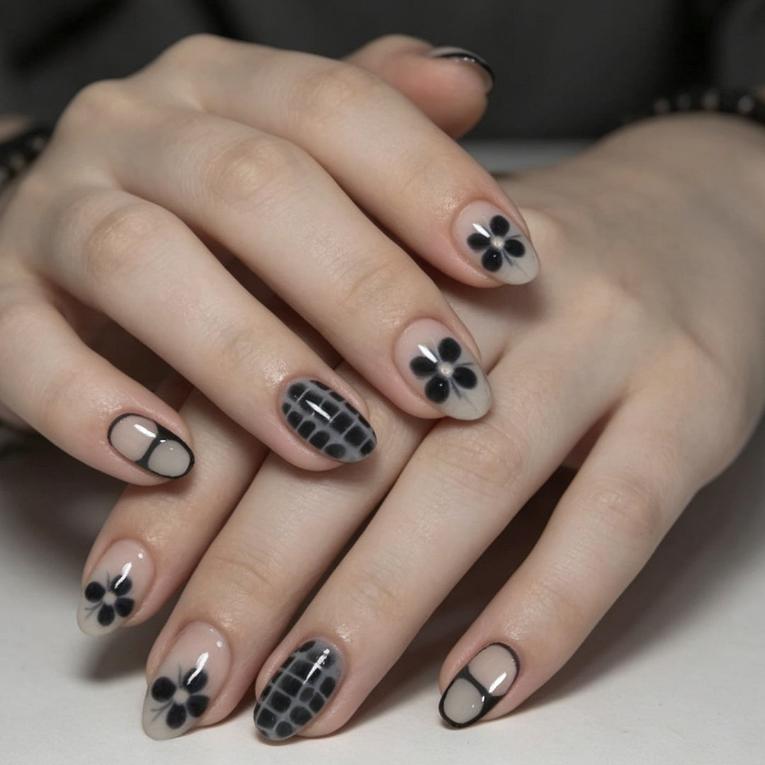 Artistic Nail Art Design Kalsten 1789915747