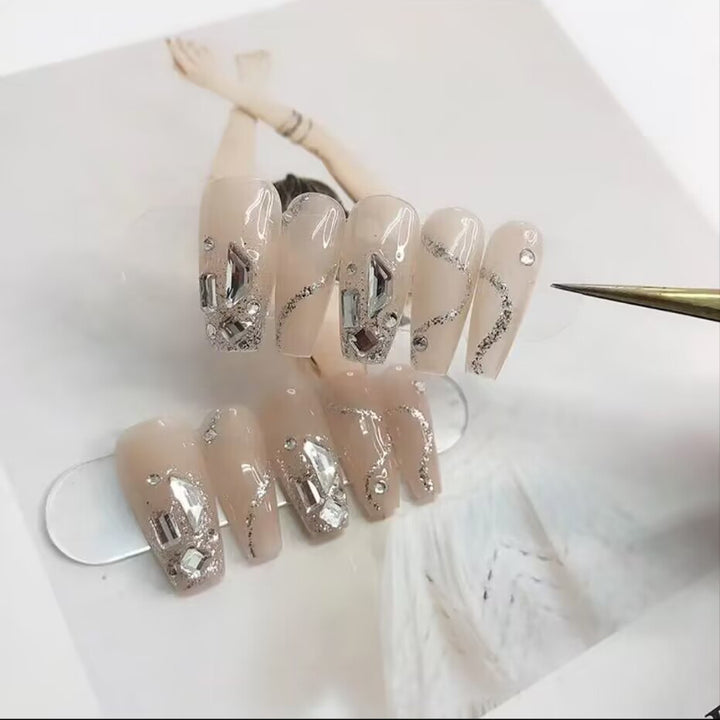 Elegant Press-On Nail Art Set with Decorative Embellishments Kalsten