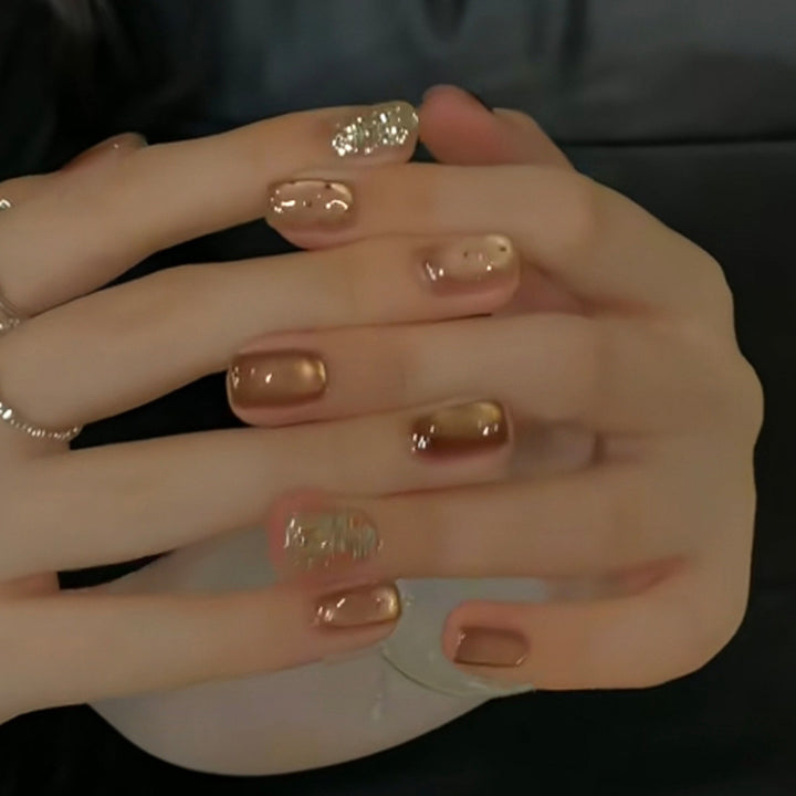 Premium Decorative Press-On Nail Set with Gold Accents Kalsten