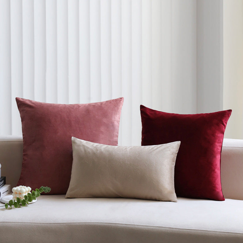 Luxurious velvet cushion cover with soft filling Kalsten