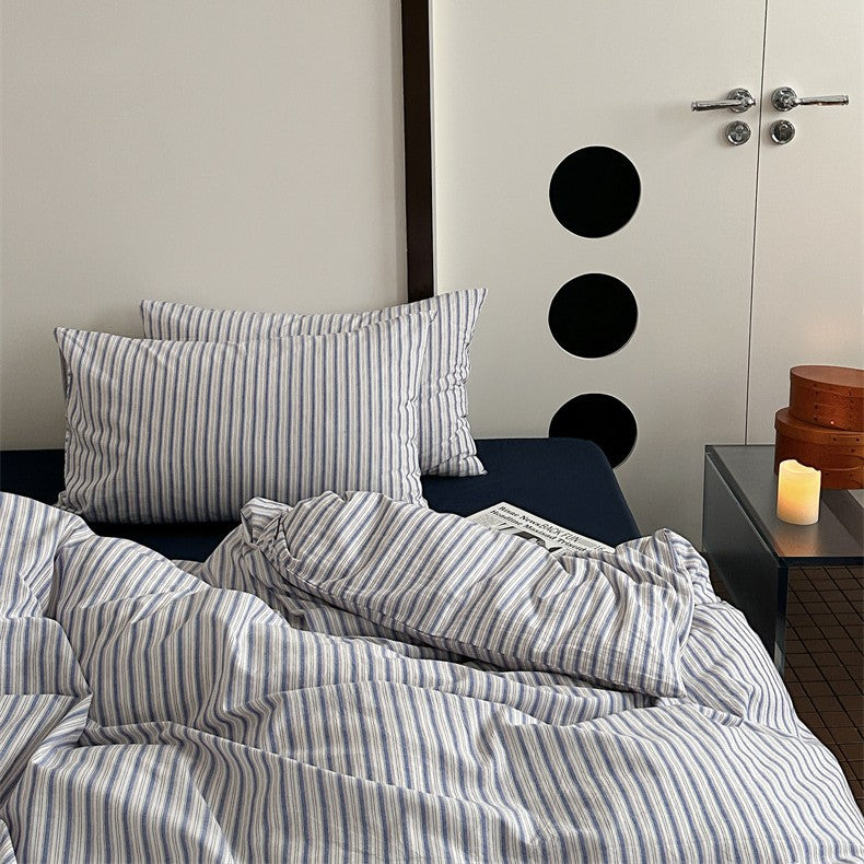 Striped cotton-linen bedding set with breathable, softly washed surface and zipper