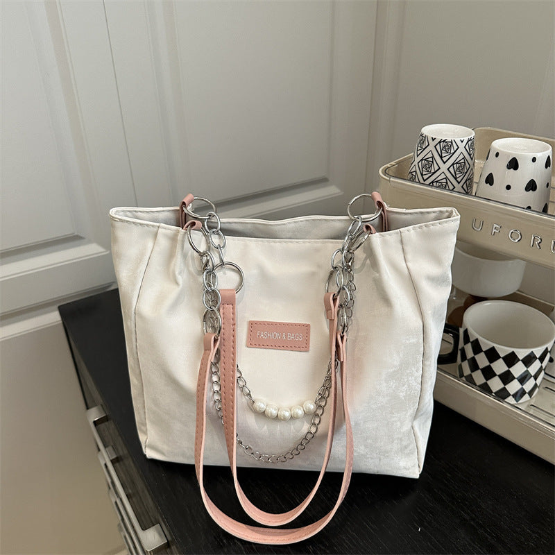 Elegant Chain-Detail Handbag