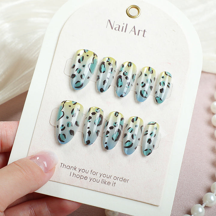 Elegant Artistic Press-On Nail Set