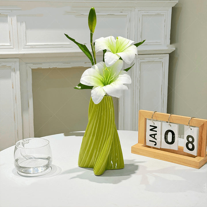 Elegant Decorative Floral Vase for Home Decor