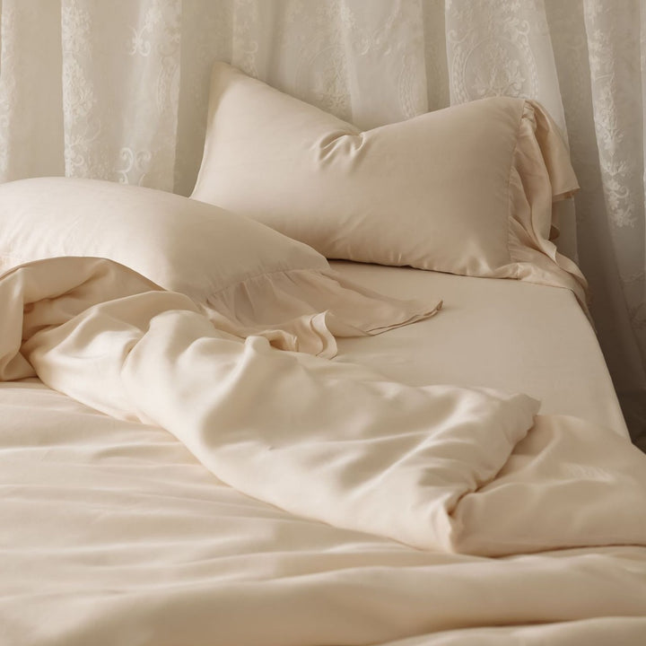 Silk Cotton Satin Duvet Cover Set with Temperature Regulating Climate Finish