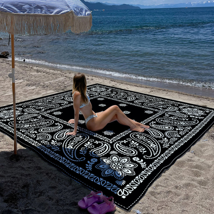 Mandala Design Beach Mat Kalsten