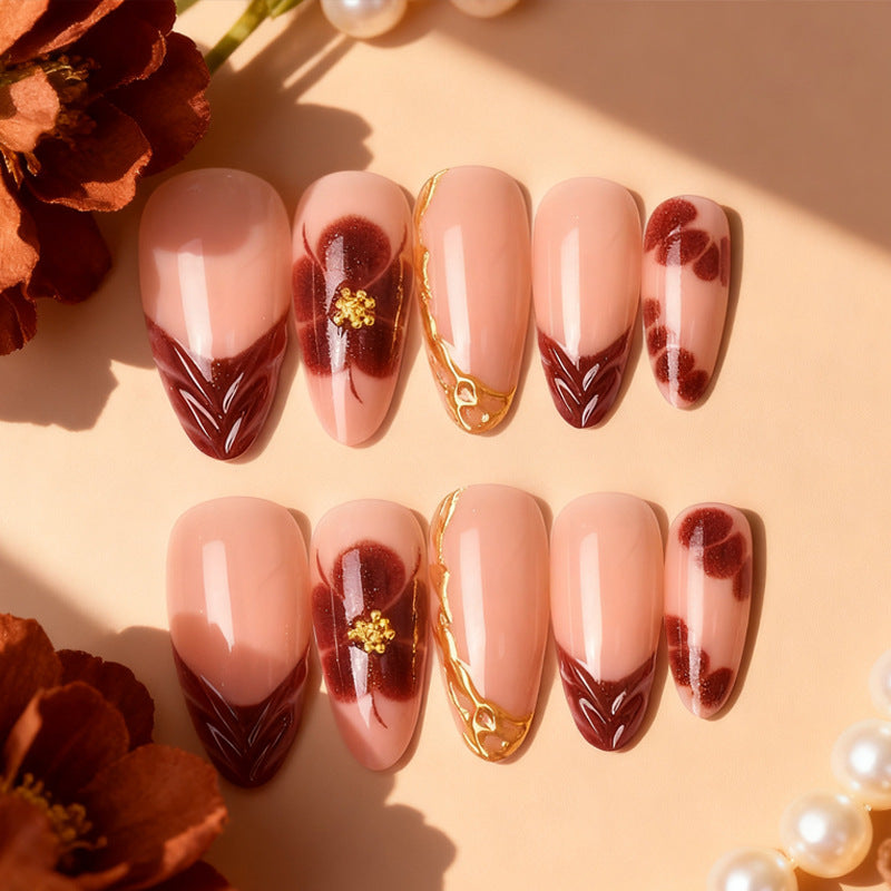 Artificial Nail Set with Floral and Luxurious Decorations Kalsten