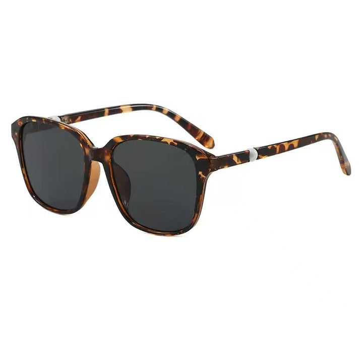 Women's fashionable sunglasses with stylish square frame and polarized lenses Kalsten