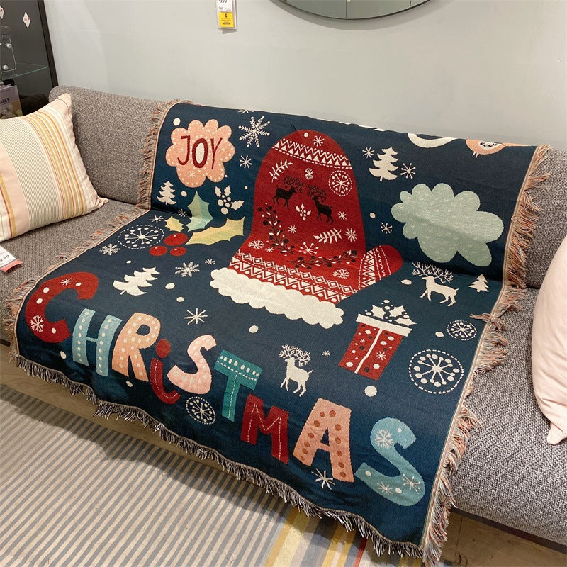Festive Holiday-Themed Throw Blanket