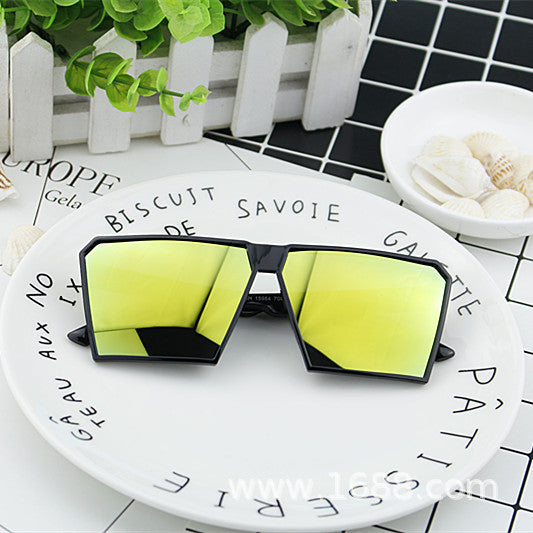 Women's Fashion Sport Sunglasses with Square Frame and Mirrored Lenses Kalsten