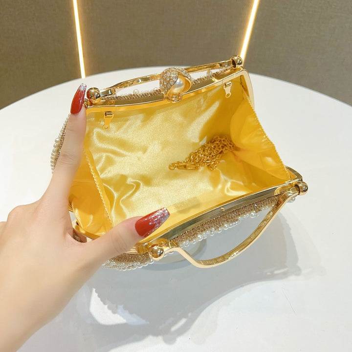Luxurious Pearl-Decorated Evening Handbag