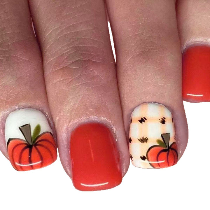 Festive Autumn-Themed Nail Art Kalsten