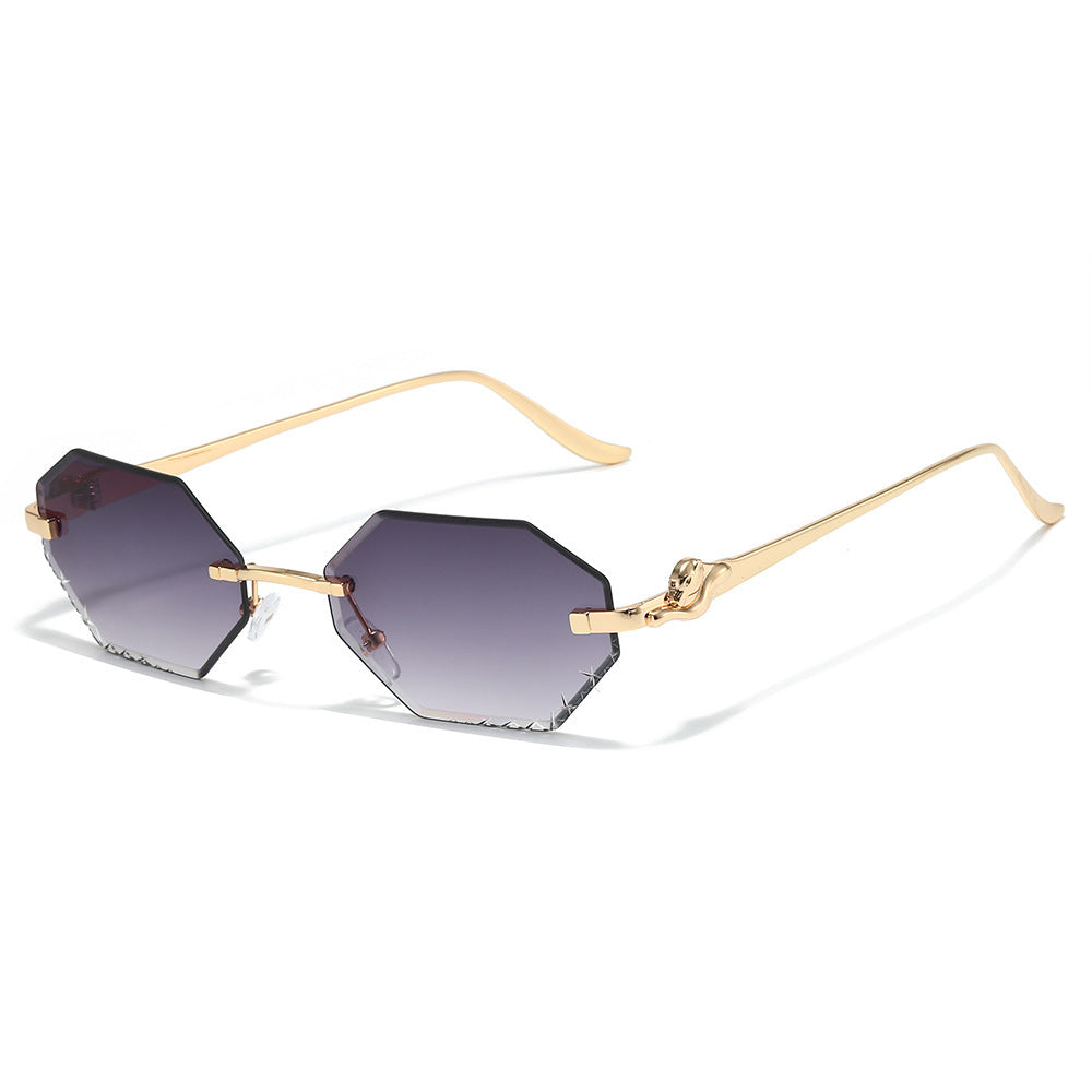 Fashion-Forward Angular Sunglasses Kalsten