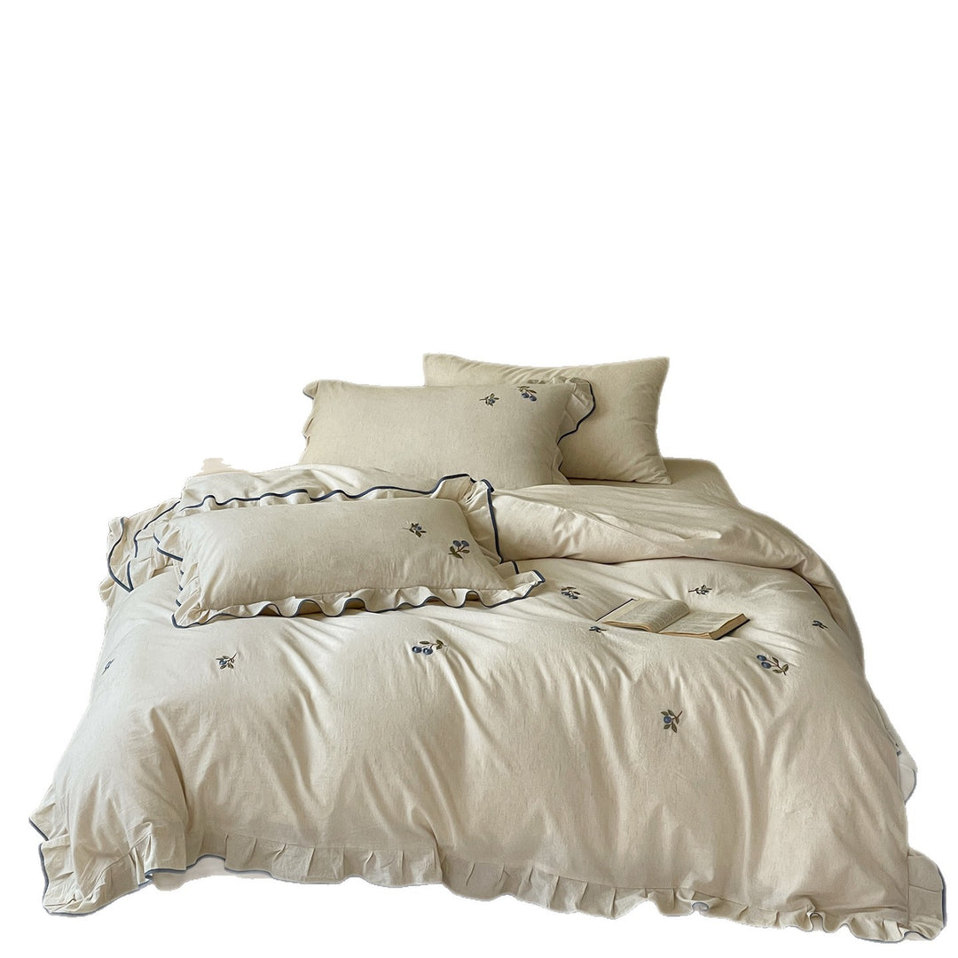 Reversible duvet cover set