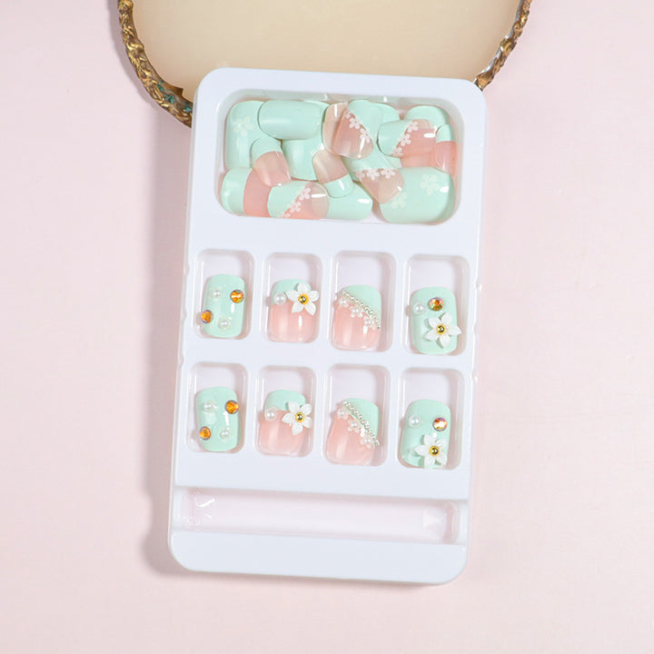 Decorative Press-On Nail Art Set with Bow Accents Kalsten