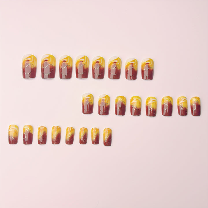 Artificial Nail Set with Marbled Design and Gold Accents Kalsten