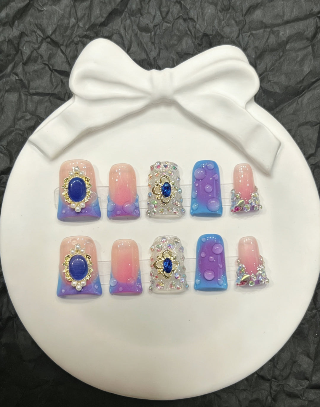 Artistic Premium Press-On Nail Set with Decorative Gem Accents