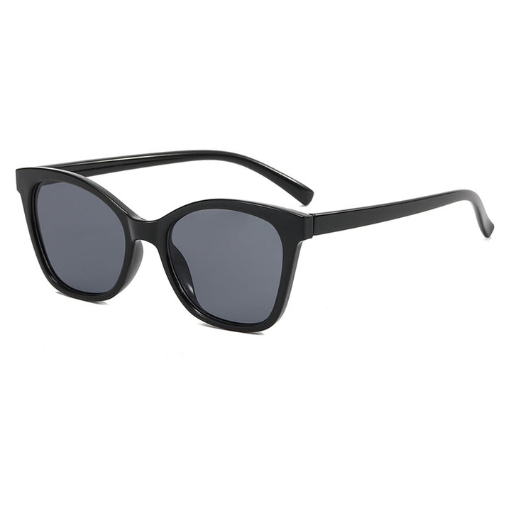 Women’s elegant sunglasses in a modern cat-eye style Kalsten