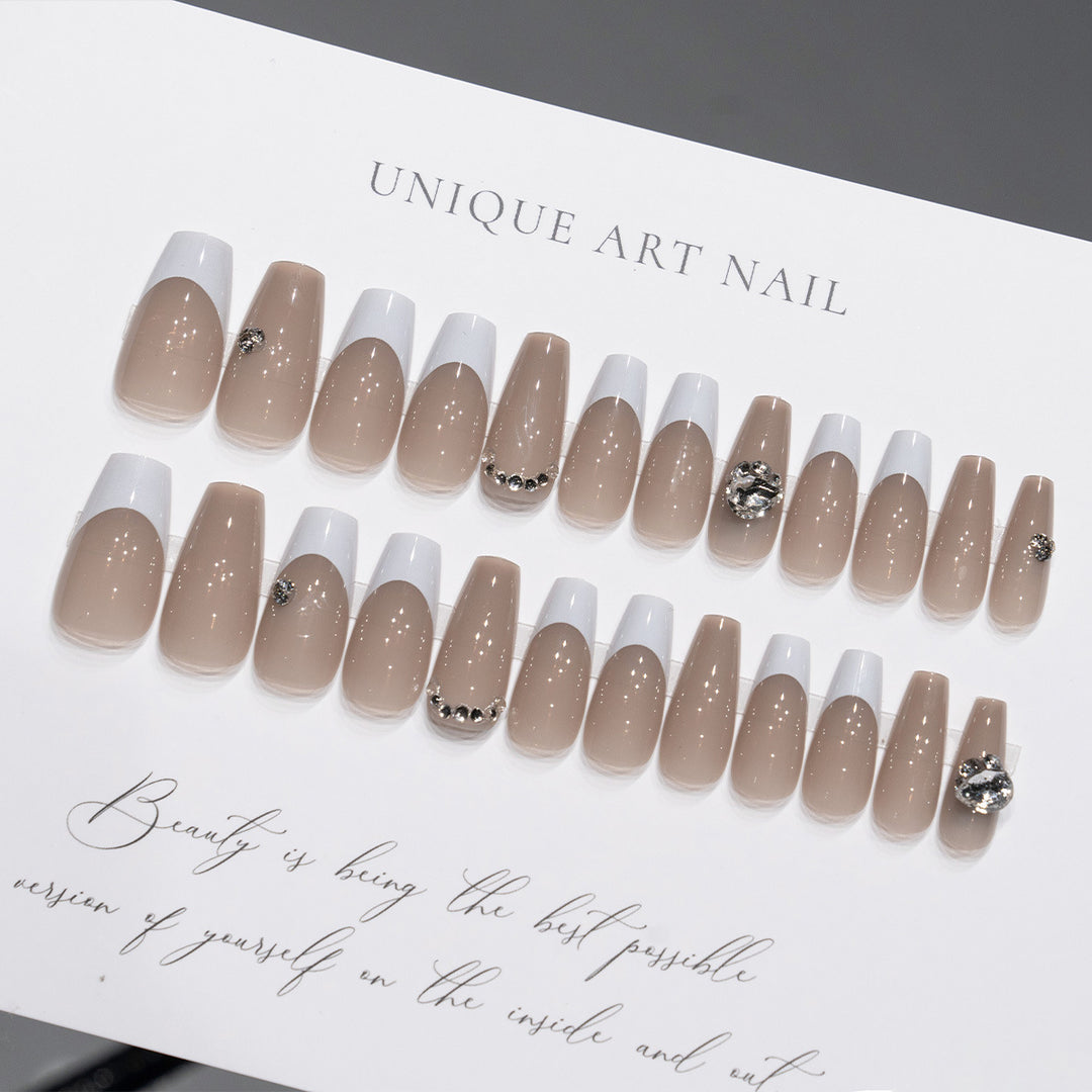 Glamorous Press-On Nail Set with Rhinestone Accents