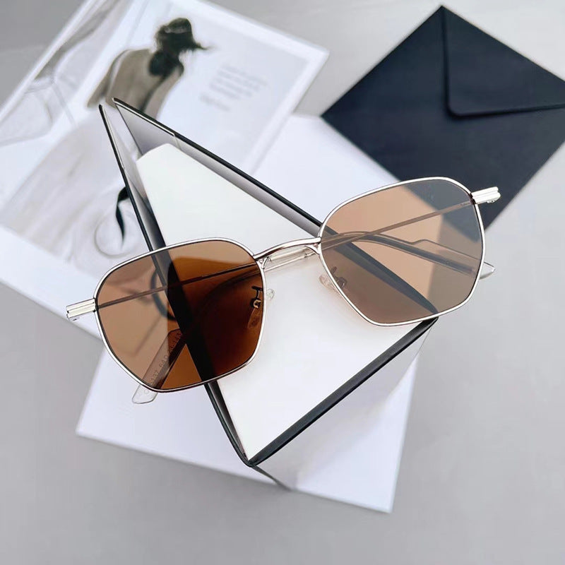 Square sunglasses with high-quality frame Kalsten