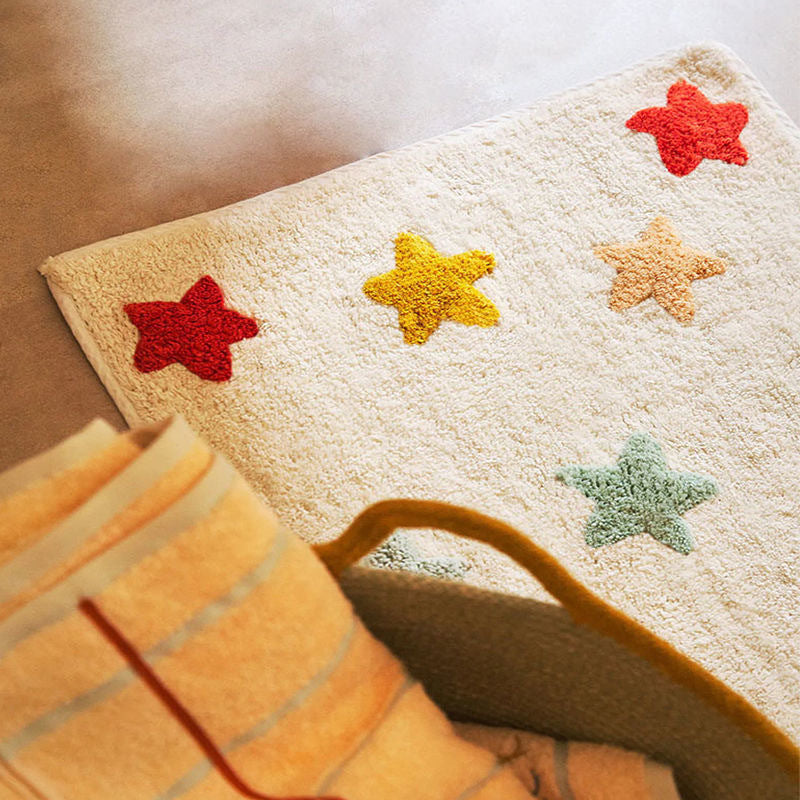 Star Pattern Bath Mat Kalsten