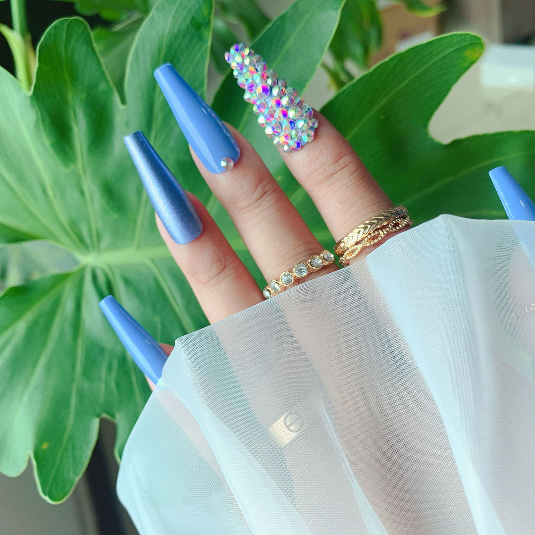 Glamorous Rhinestone-Embellished Stiletto Nails