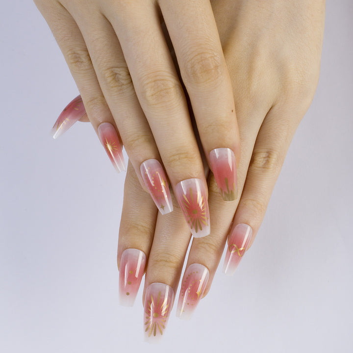 Artificial nails with intricate flower design Kalsten