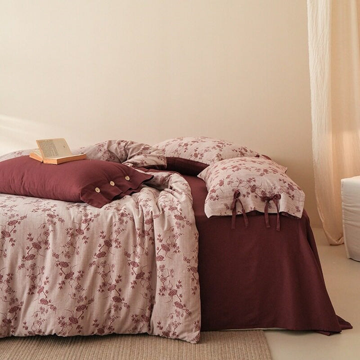 Bedding set made of breathable cotton satin with fine mosaic tile print and reversible function