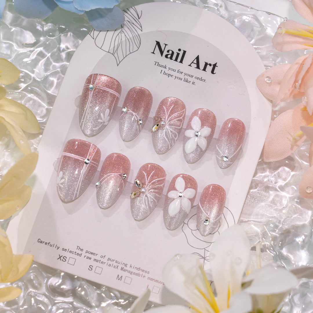 Floral Lace Press-On Nail Set