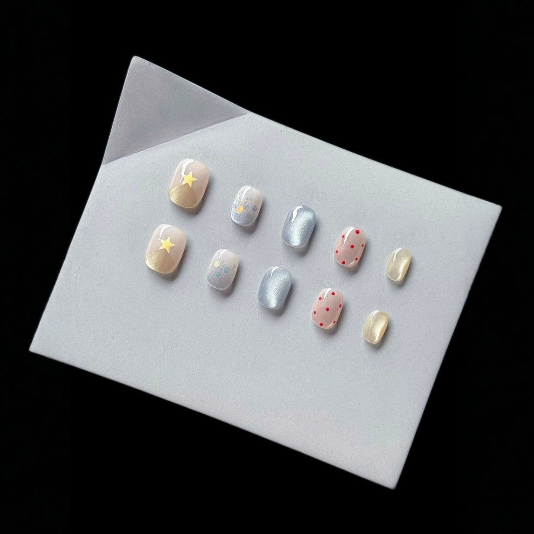 Artistic Press-On Nail Art Set with Stars and Dots