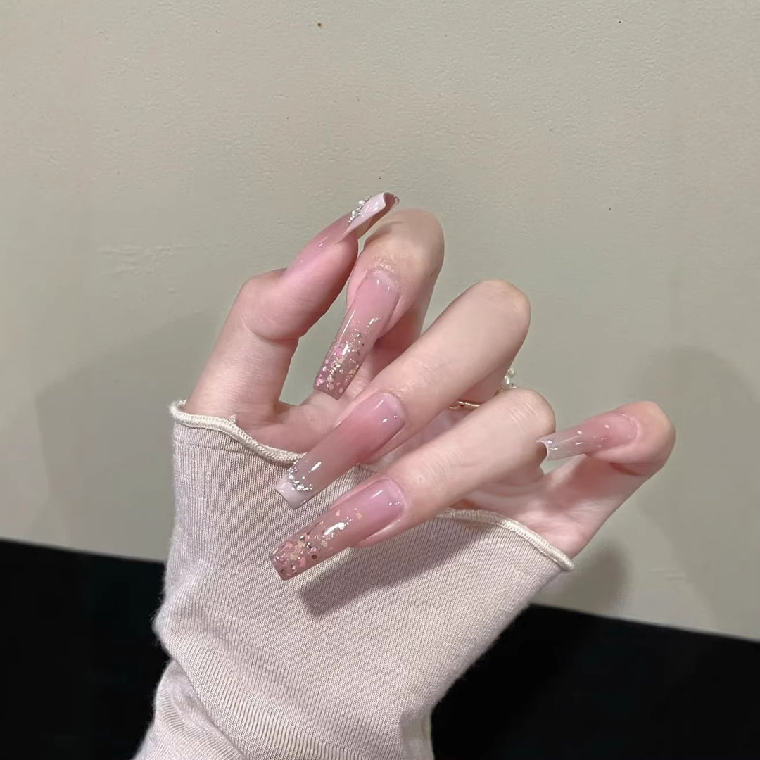 Stylish and Elegant Nail Extensions