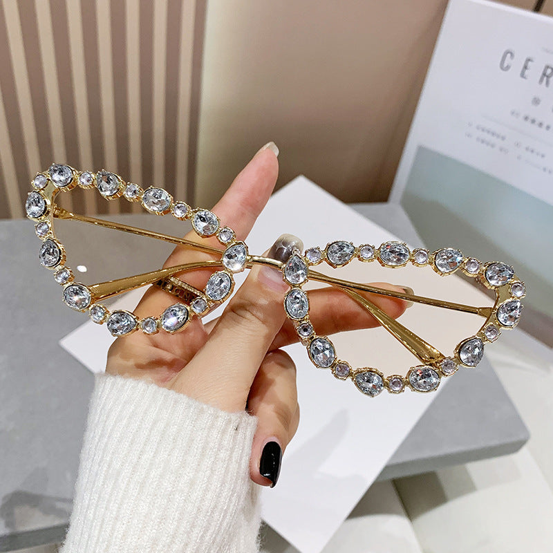 Ladies Glamorous Cat-Eye Sunglasses with Sparkling Rhinestone Details Kalsten