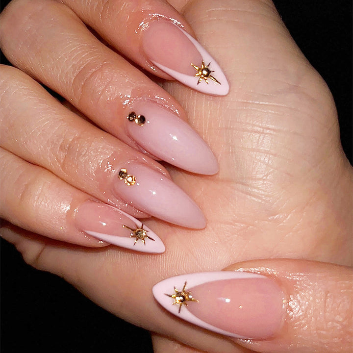 Artificial nail creations with elegant floral details Kalsten