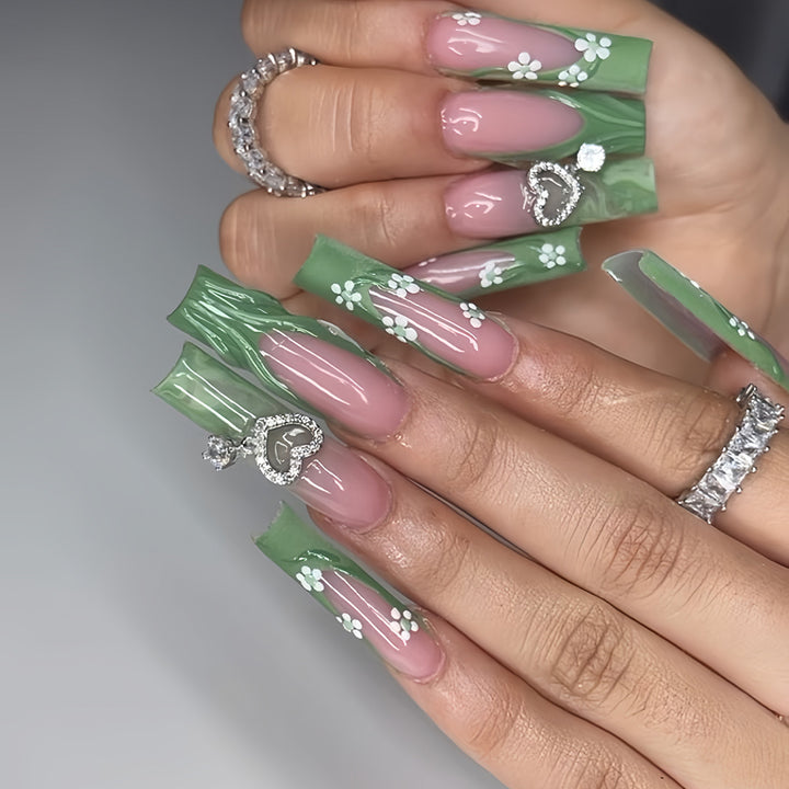 Decorative Floral Acrylic Nail Set Kalsten