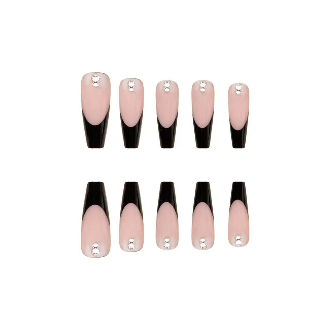 Trendsetting Stiletto Press-On Nail Art Set with Rhinestone Accents