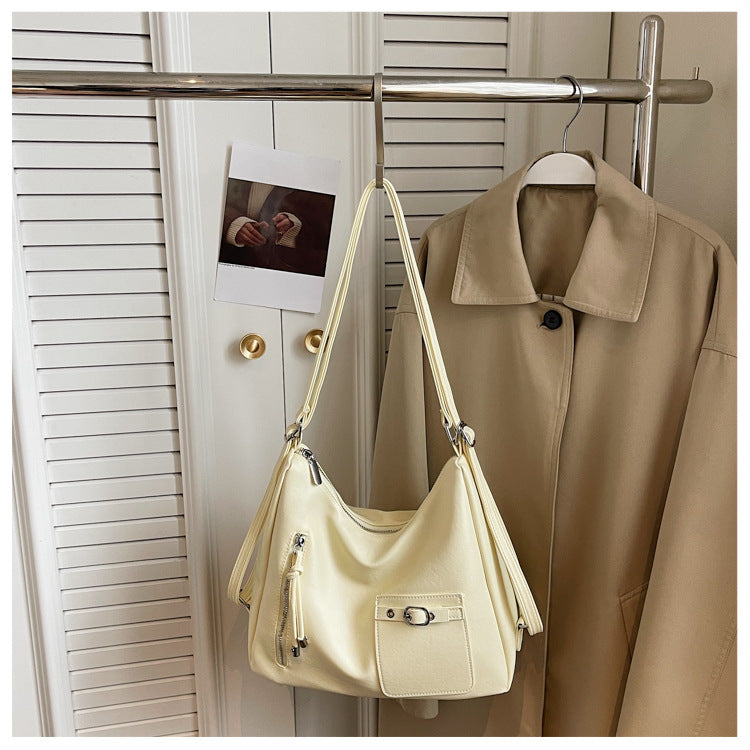Casual Lightweight Sling Bag Kalsten