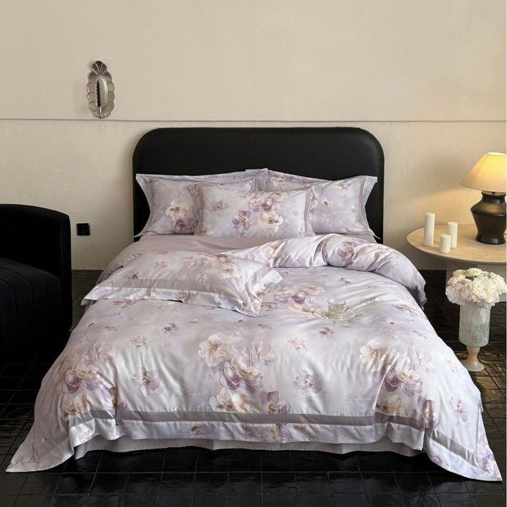 Luxurious satin bedding set with floral all-over pattern and satin border